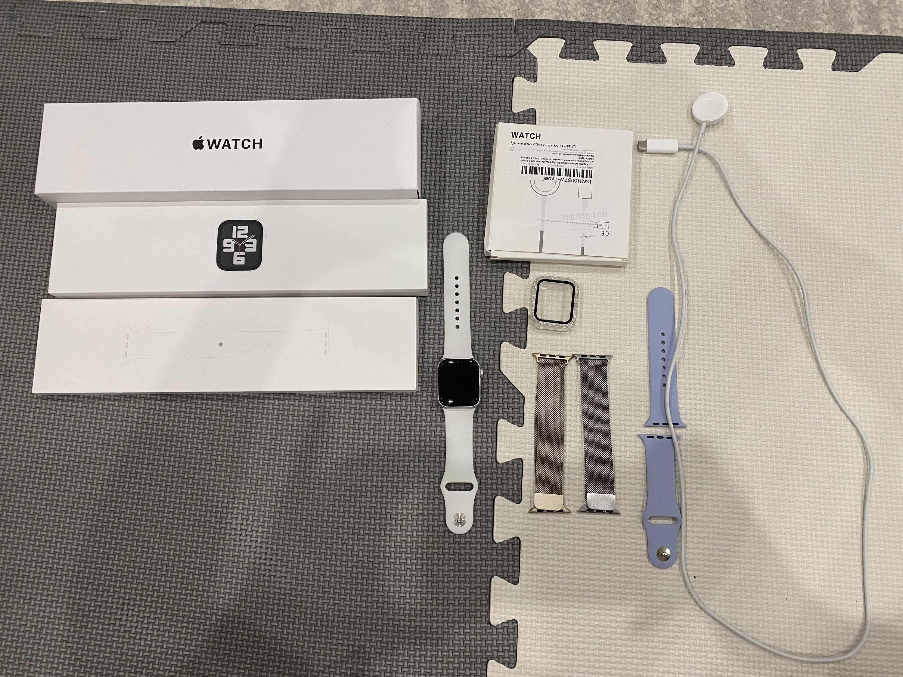 Apple Watch SE 2022 GPS, Starlight Aluminium 40mm