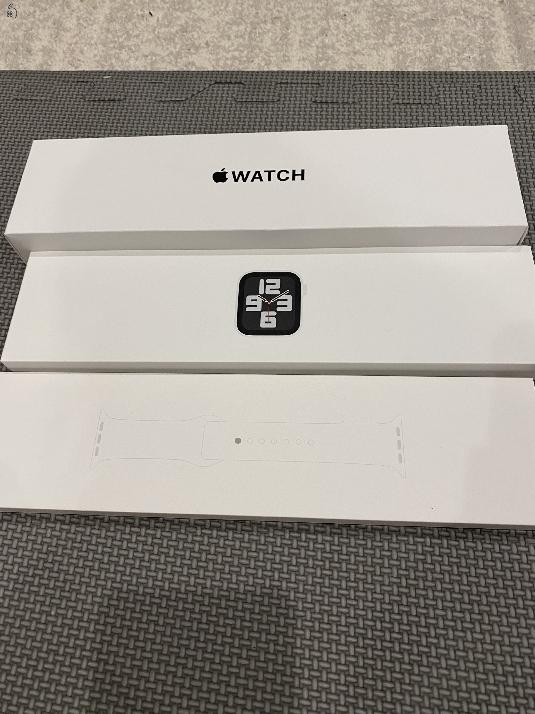 Apple Watch SE 2022 GPS, Starlight Aluminium 40mm