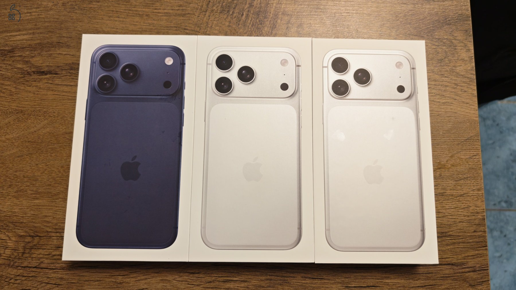 iPhone 17 Pro Max 256GB Ezüst és mélykék 3db vadonat új bontatlan. Céges vásárlásvolt