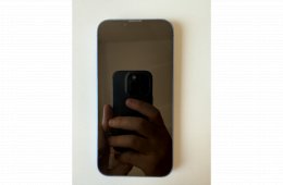 Apple iPhone 13 – Tökéletes állapot, személyes átadással Budapesten!