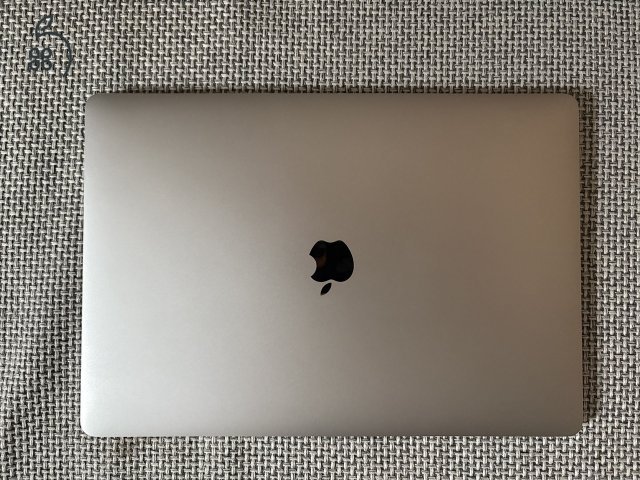 Macbook Pro 2018/i7/32GB/512GB/HU