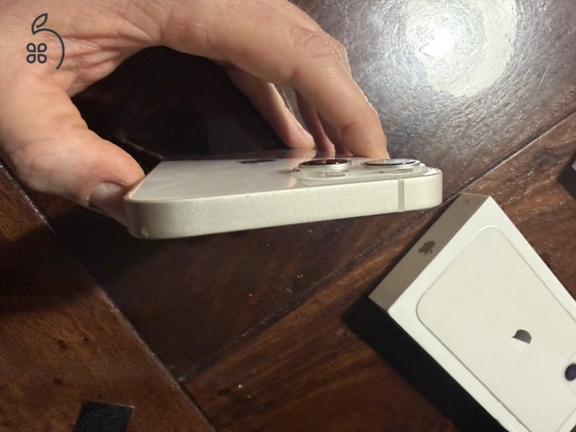 Iphone 13, 128gb fehér, 100% új akku, hibátlan állapot