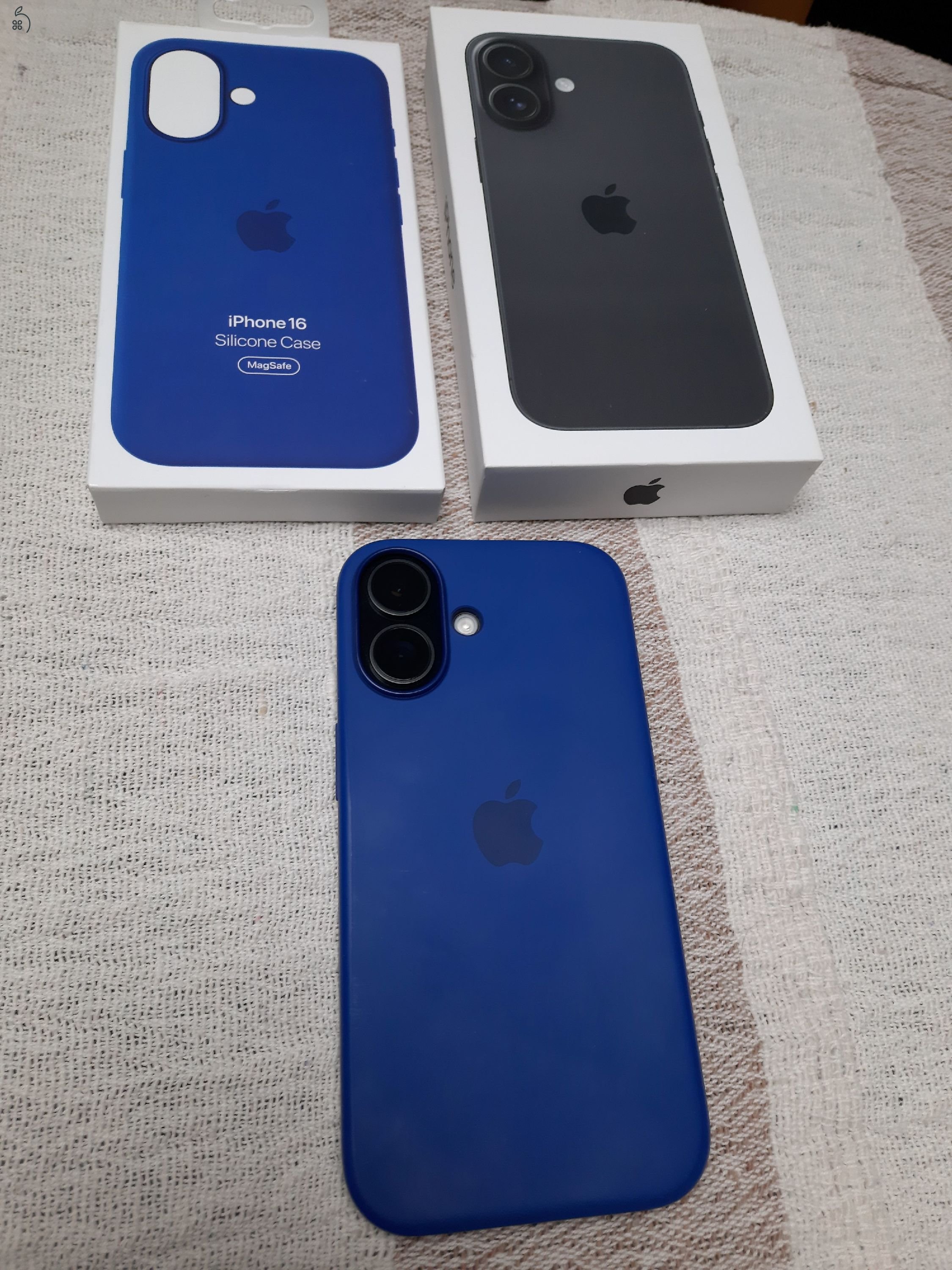 iPhone 16 256 black, gyártói jótállás 2026.04.9-ig