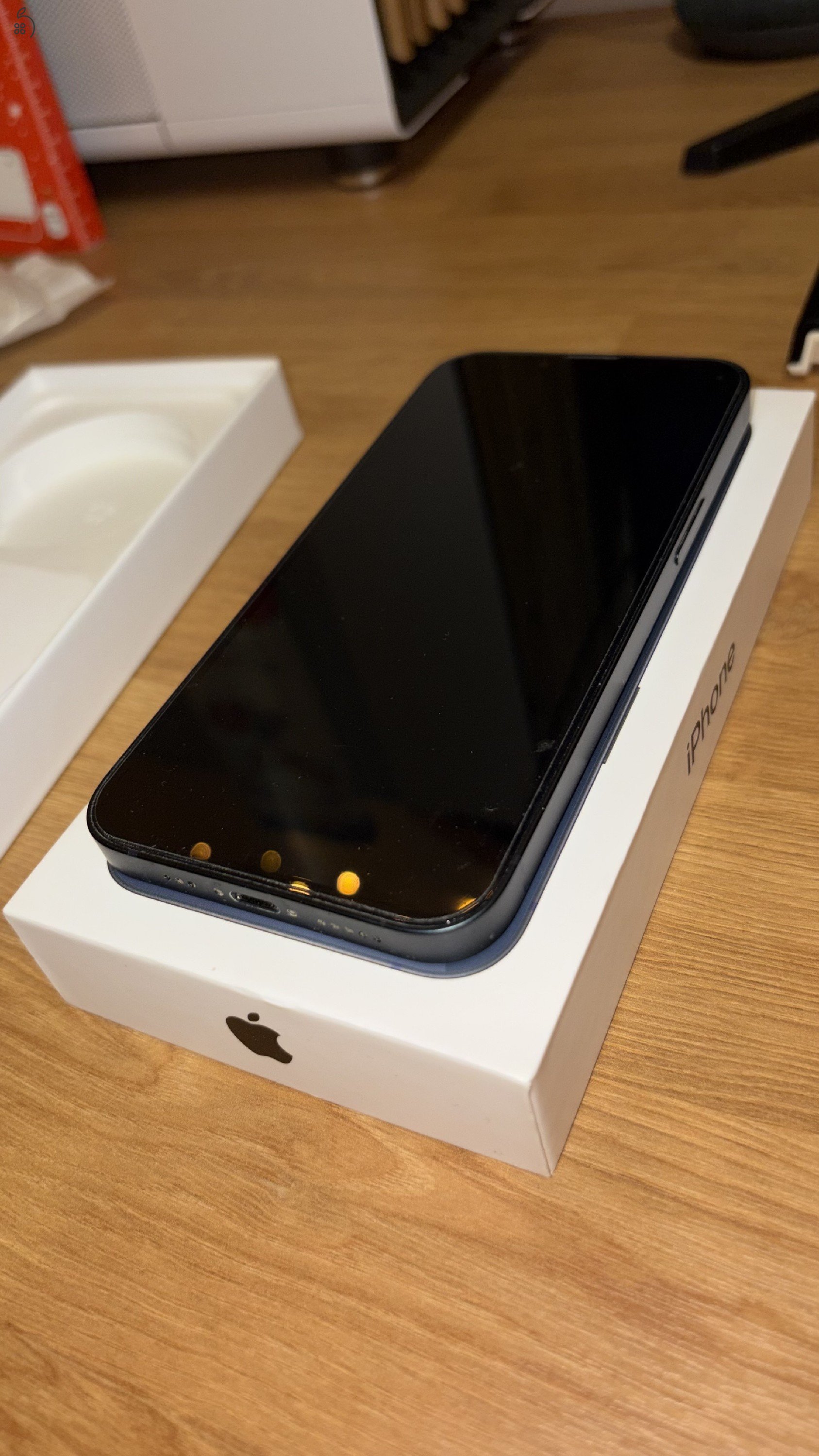 Apple Iphone 13 Fekete 128GB Kártyafüggetlen 90% Akku 