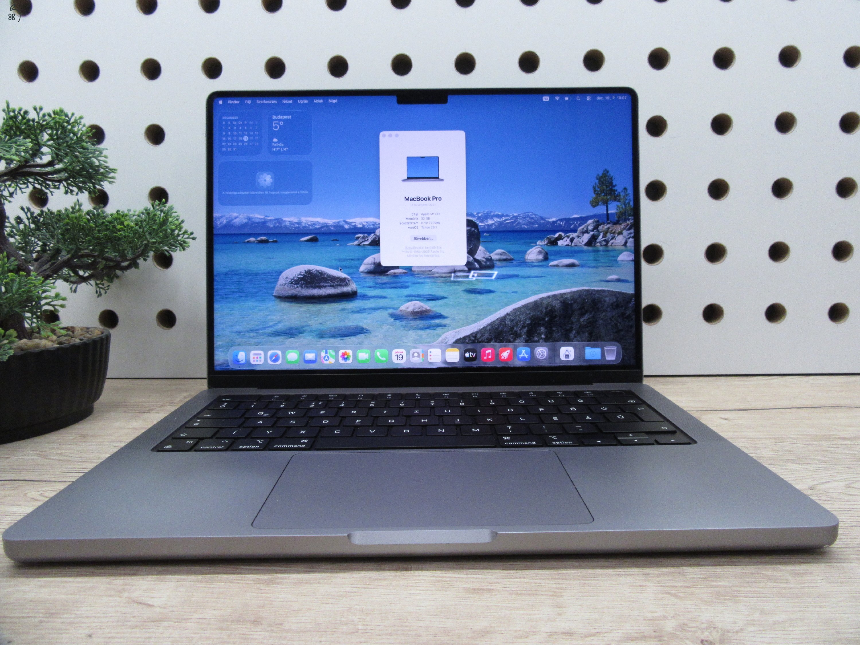 Apple MacBook Pro 14” (2021, M1 Pro) – Liquid Retina XDR élmény, brutál gyors munkagép, 32 GB RAM – 500 GB SSD – Használt, szép állapot – 287 ciklus / 85% akku – 3 hónap garancia