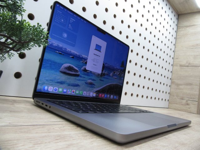Apple MacBook Pro 14” (2021, M1 Pro) – Liquid Retina XDR élmény, brutál gyors munkagép, 32 GB RAM – 500 GB SSD – Használt, szép állapot – 287 ciklus / 85% akku – 3 hónap garancia