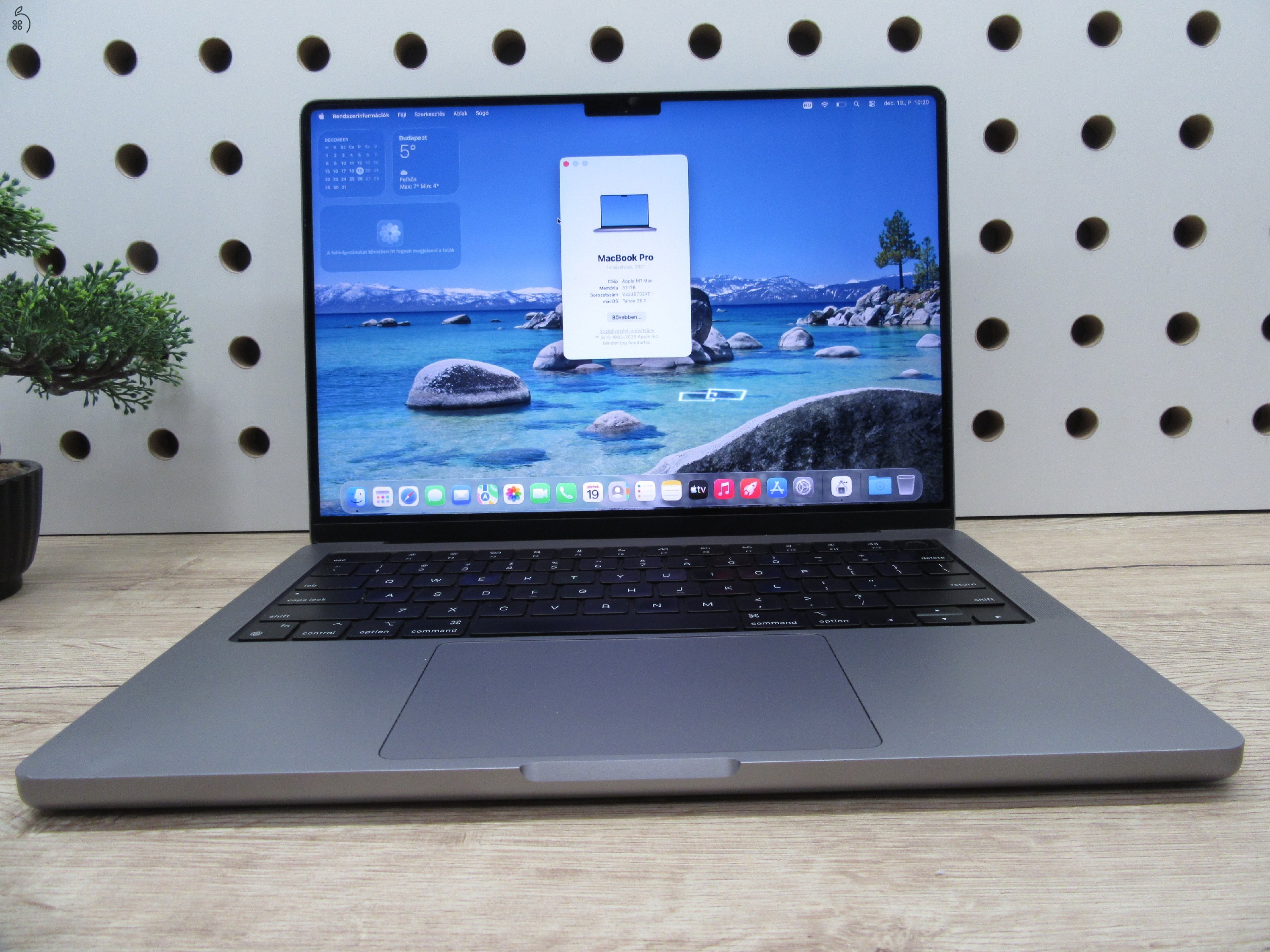 Apple MacBook Pro 14” (2021, M1 Max) – Liquid Retina XDR + ProMotion, brutál GPU erő kreatív munkára – 32 GB RAM – 500 GB SSD – Használt, megkímélt – 254 ciklus / 84% akku – 3 hónap garancia