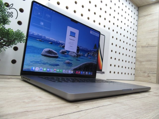 Apple MacBook Pro 16” (2021, M1 Max) – Szinte új állapot, 10 ciklus / 100% akku, Liquid Retina XDR + ProMotion, brutál teljesítmény – 32 GB RAM – 500 GB SSD – Használt, újszerű – 3 hónap garancia