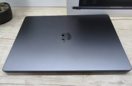 Apple MacBook Pro 16” (2023, M3 Pro) – Szupererős 12/18 magos chip, Liquid Retina XDR + ProMotion, 97% akku – 18 GB RAM – 500 GB SSD – Használt, karcmentes – 1 év garancia