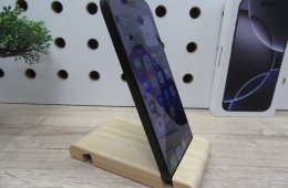 Apple iPhone 16 Pro Max – Black Titanium – 6,9” ProMotion 120 Hz, A18 Pro, 5× zoom – 256 GB – Használt, karcmentes – 98% akku – Garanciás 2027. 10. 28-ig