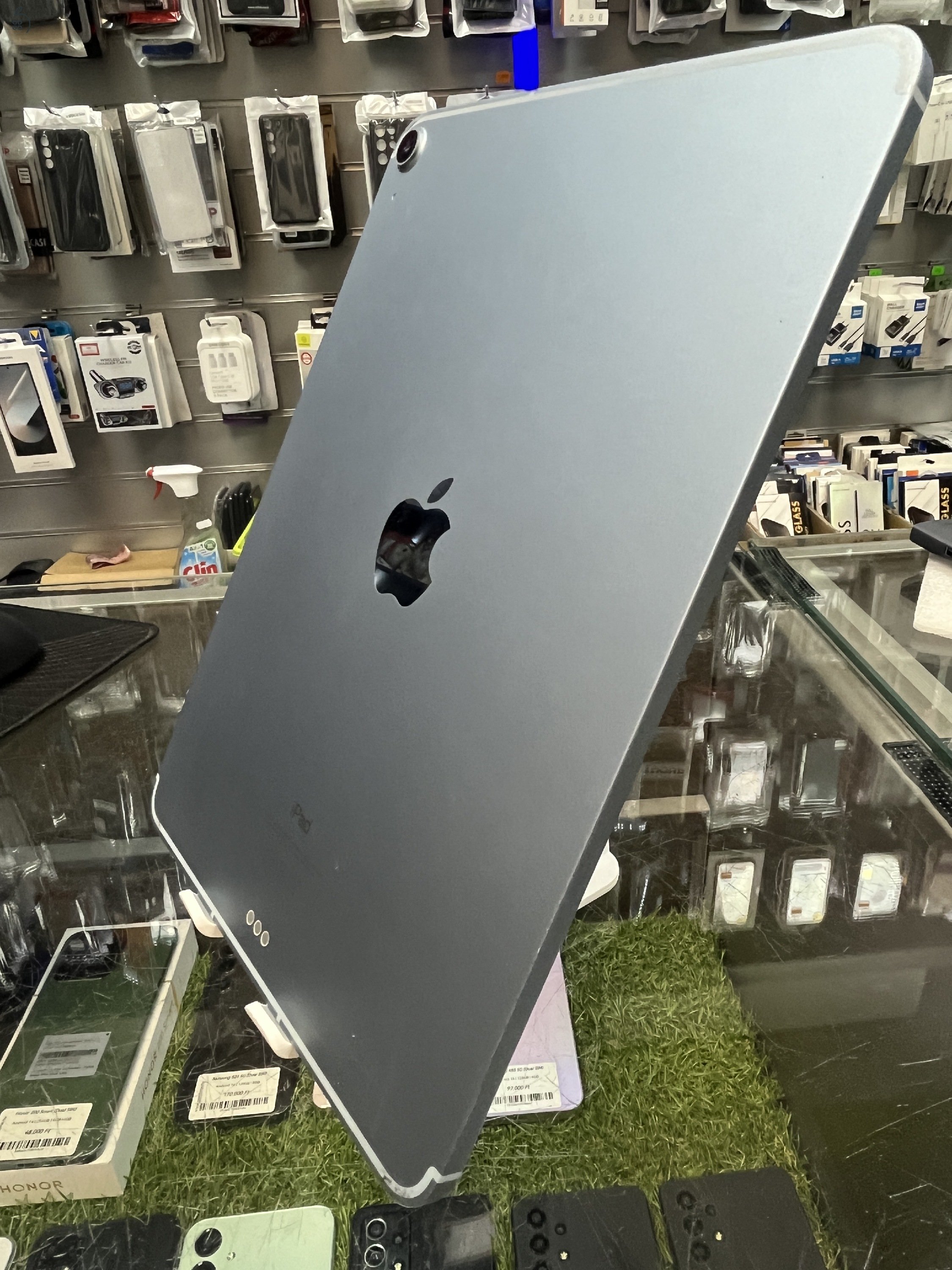 iPad Air 4. Gen 2020 Wi-Fi+Cellular 64GB Sky Blue, 97% aKKUval, Üzletből, garanciával