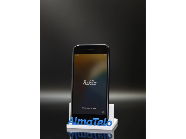 Apple iPhone SE (2020) 64 GB Black 93% akku - 12 HÓ GARANCIA