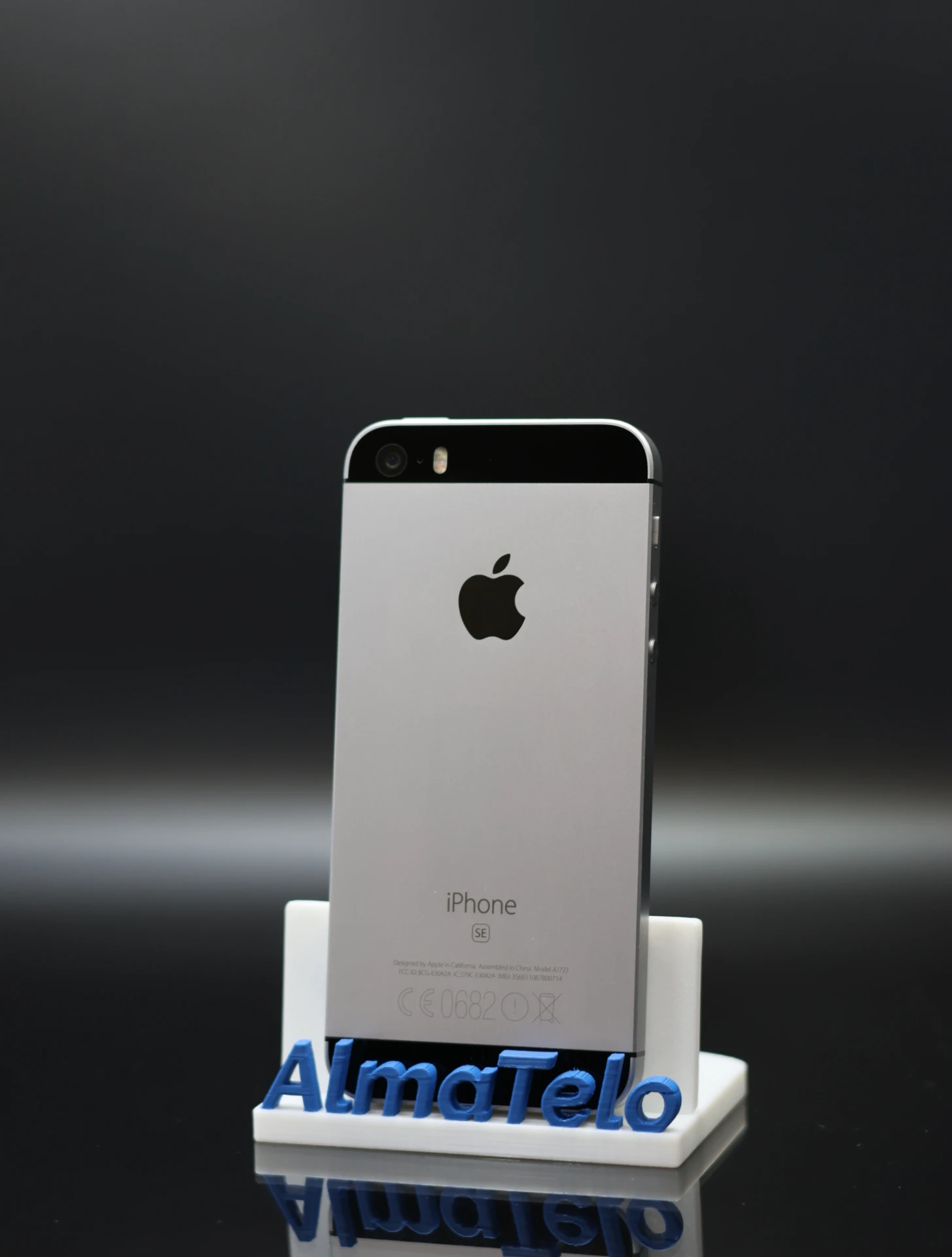 Apple iPhone SE (2016) 32 GB Space Gray 96% akku - 12 HÓ GARANCIA