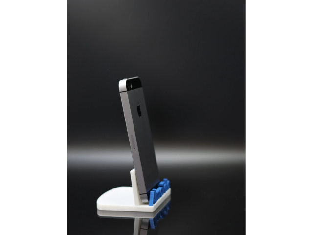 Apple iPhone SE (2016) 32 GB Space Gray 96% akku - 12 HÓ GARANCIA