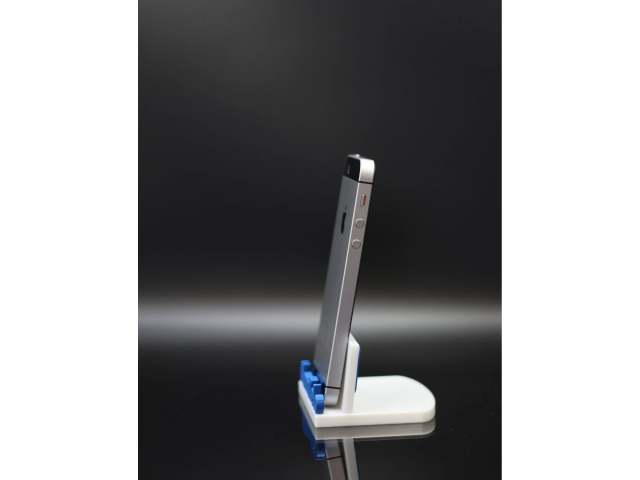 Apple iPhone SE (2016) 32 GB Space Gray 96% akku - 12 HÓ GARANCIA