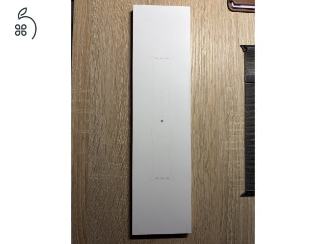 Gyári Apple Watch óraszíj, szilikon pánt (42-44-46-49 mm modellekhez), M/L és S/M méretben, fehér