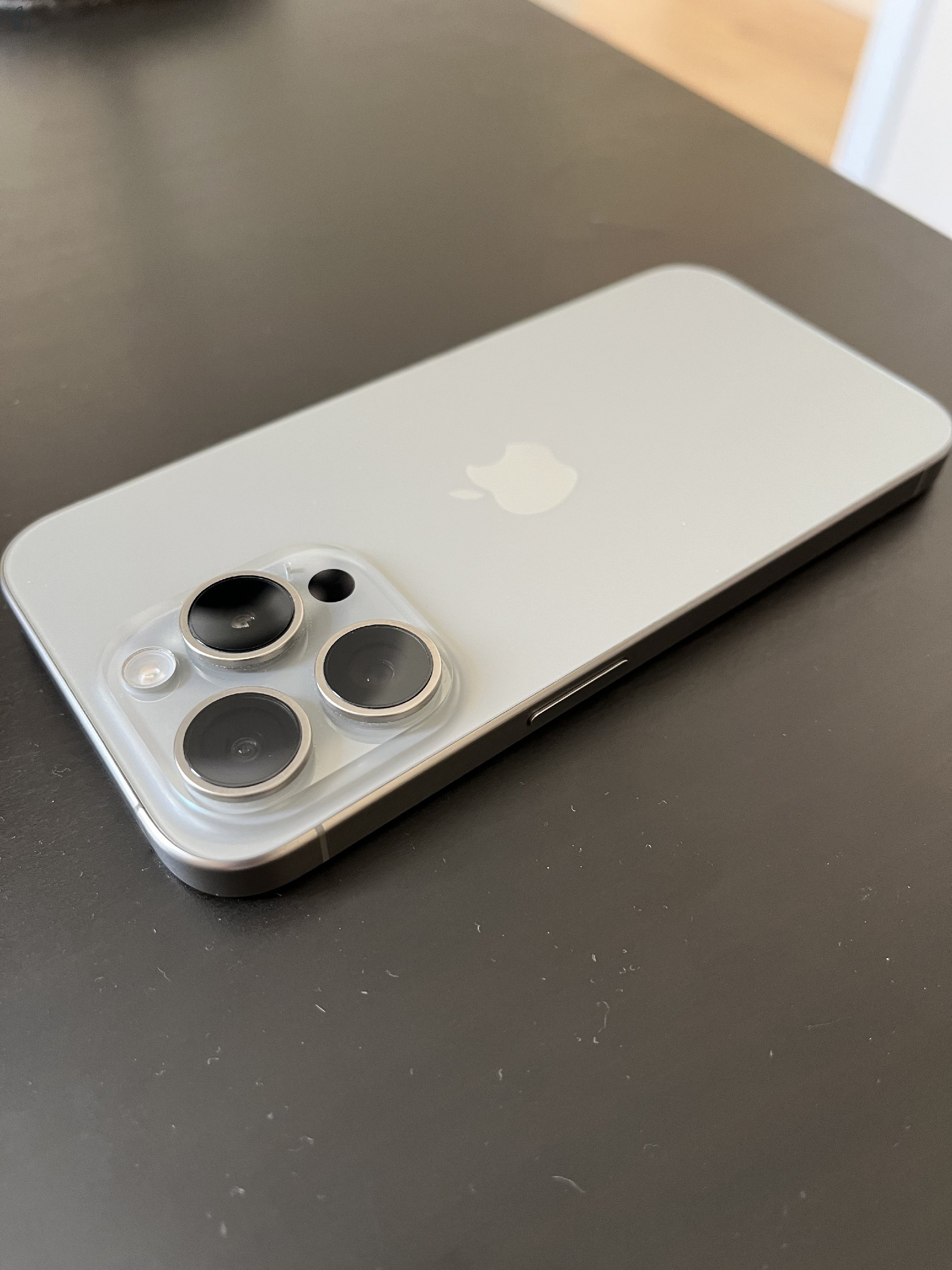 IPHONE 15 PRO 128GB NAGYON SZÉP ÁLLAPOT