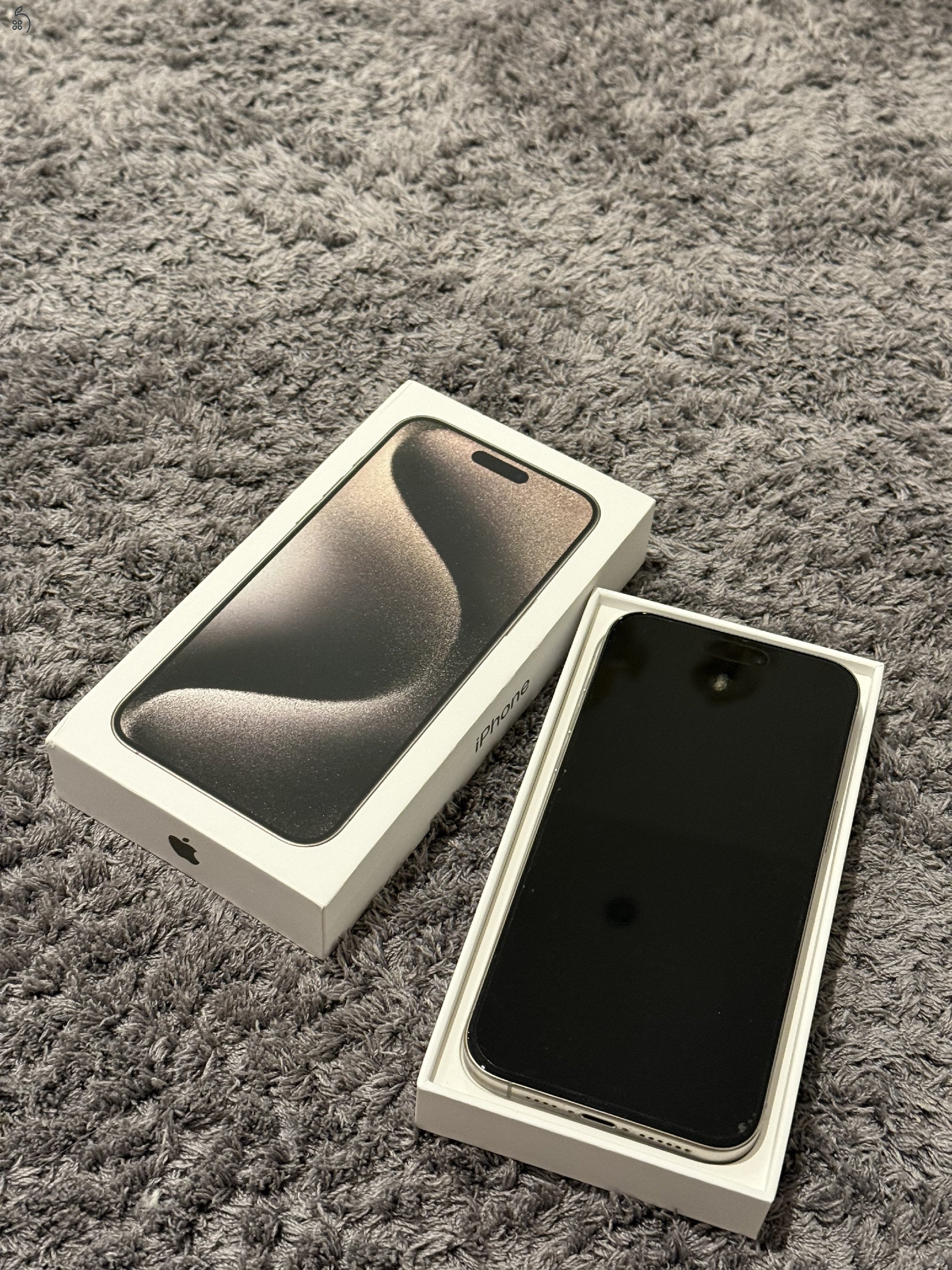 Eladó Iphone 15 Pro Max 256 GB