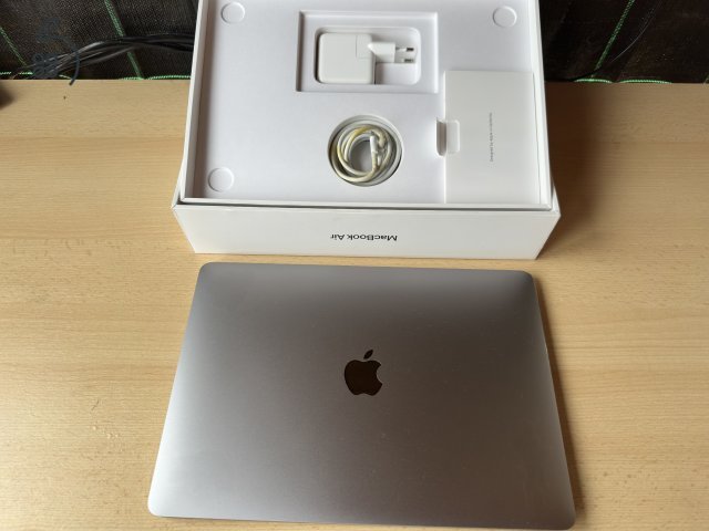 Macbook Air M1 8/512Gb Asztroszürke Posta az árban ! 
