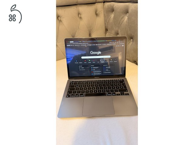 MacBook Air M1 - tokkal, kijelzővédő fóliával - karcmentes állapot