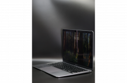 Apple MacBook Air 13″ 2020 M1 256 GB Space Gray 86% akku - 12 HÓ GARANCIA