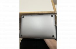 Macbook Air 13 colos M1 karcmentes