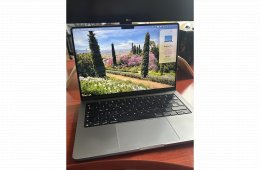Apple MacBook Pro M1 14
