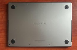 Apple MacBook Pro M1 14