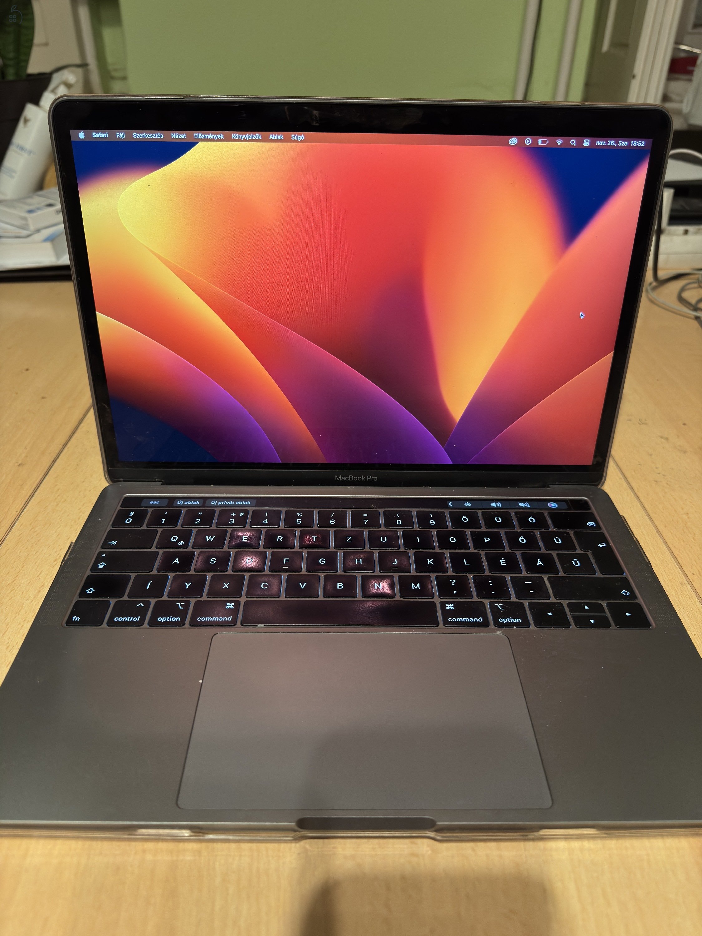 Macbook Pro 13 inch Touch Bar