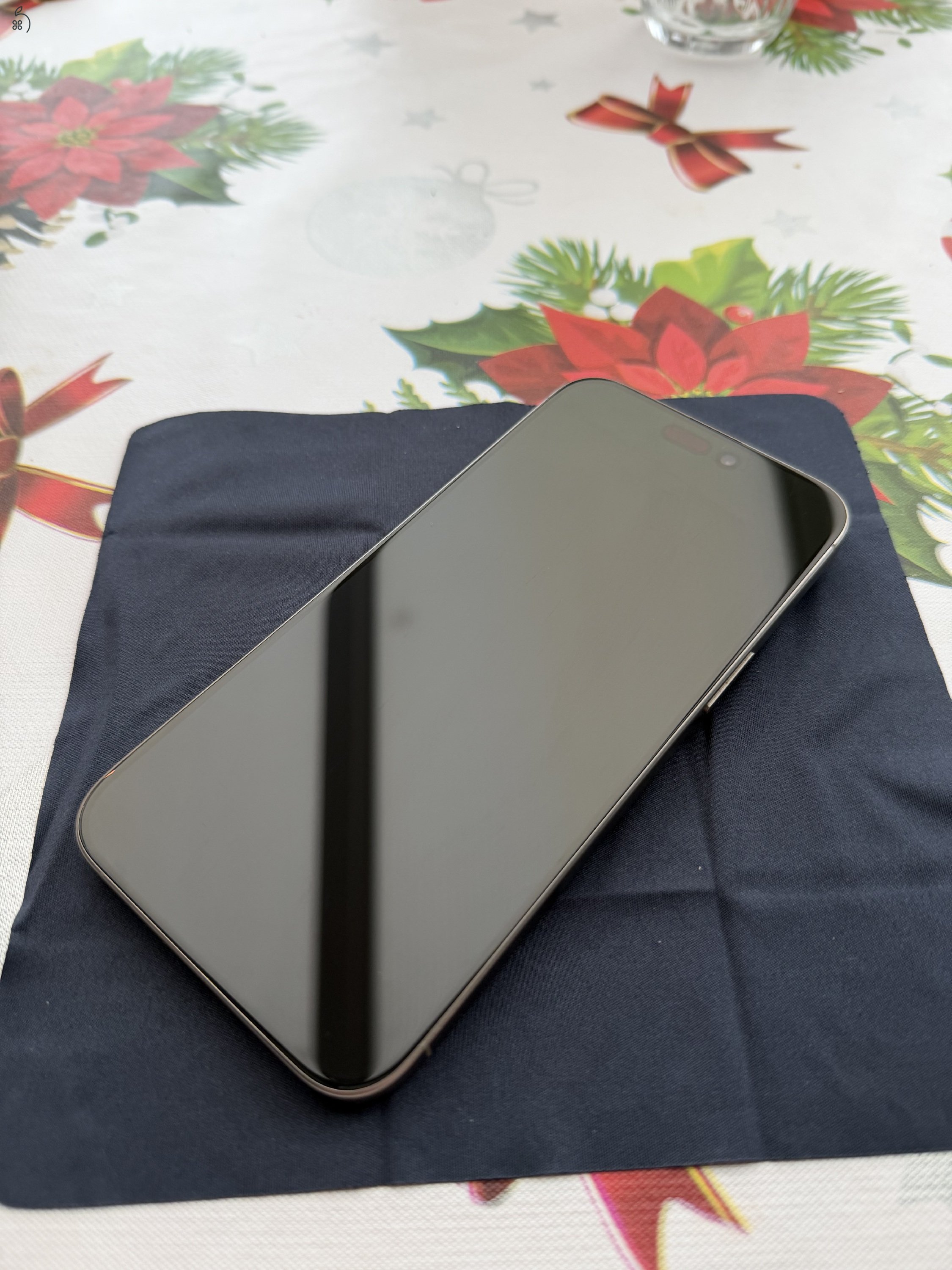 Eladó Használt iPhone 15 Pro Max 256 GB (natúr titán)