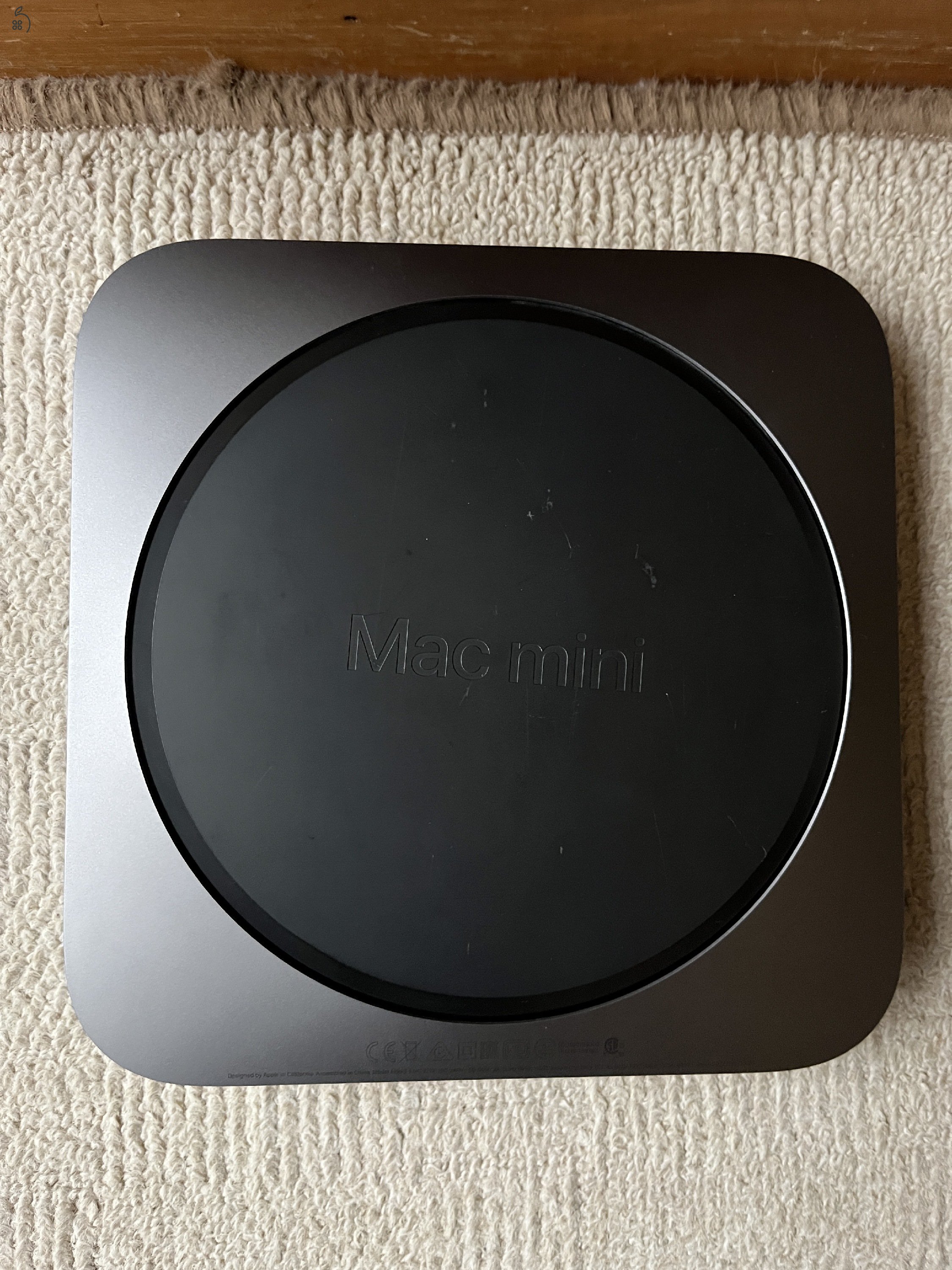 Mac Mini /2018/ 6 magos 3.0 GHz i5 , 512 GB SSD , 8 GB RAM
