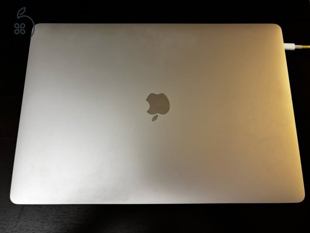 MacBook Pro 16