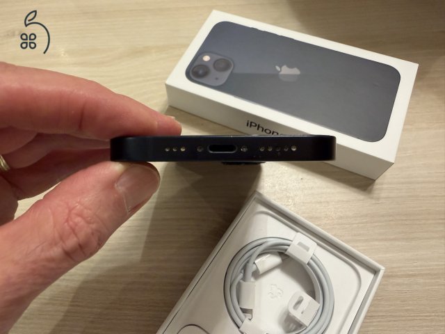 Eredeti dobozban, újszerű iPhone 13 256 Gb