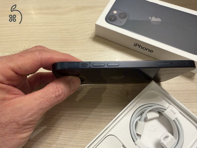 Eredeti dobozban, újszerű iPhone 13 256 Gb