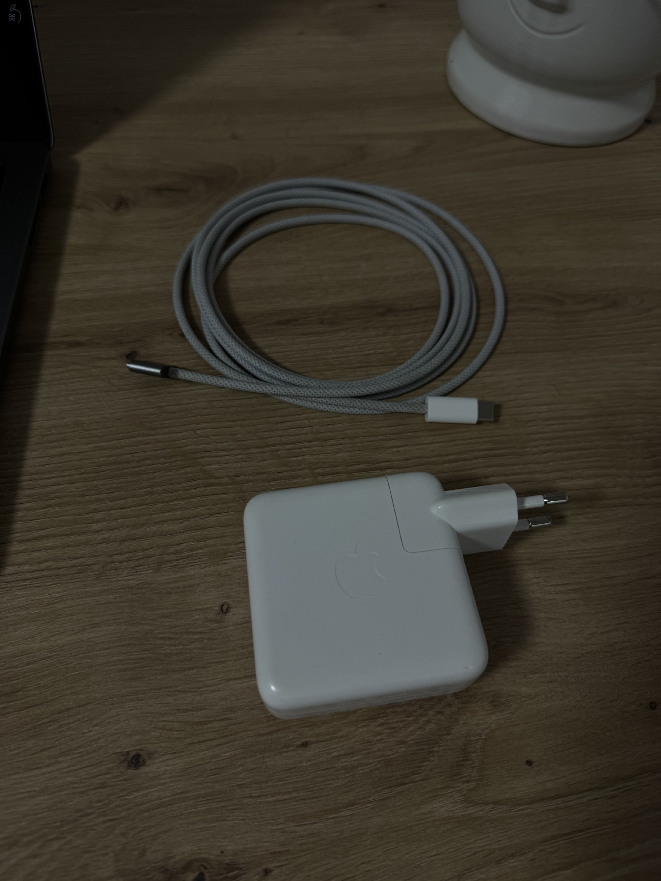 Macbook Pro 14” M3 8/512GB !újszerű!