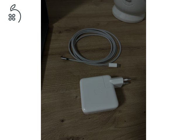 Macbook Pro 14” M3 8/512GB !újszerű!