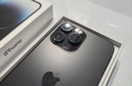 iPhone 14 Pro Max, 256GB, Space Black, gyári dobozában + ajándék tokok