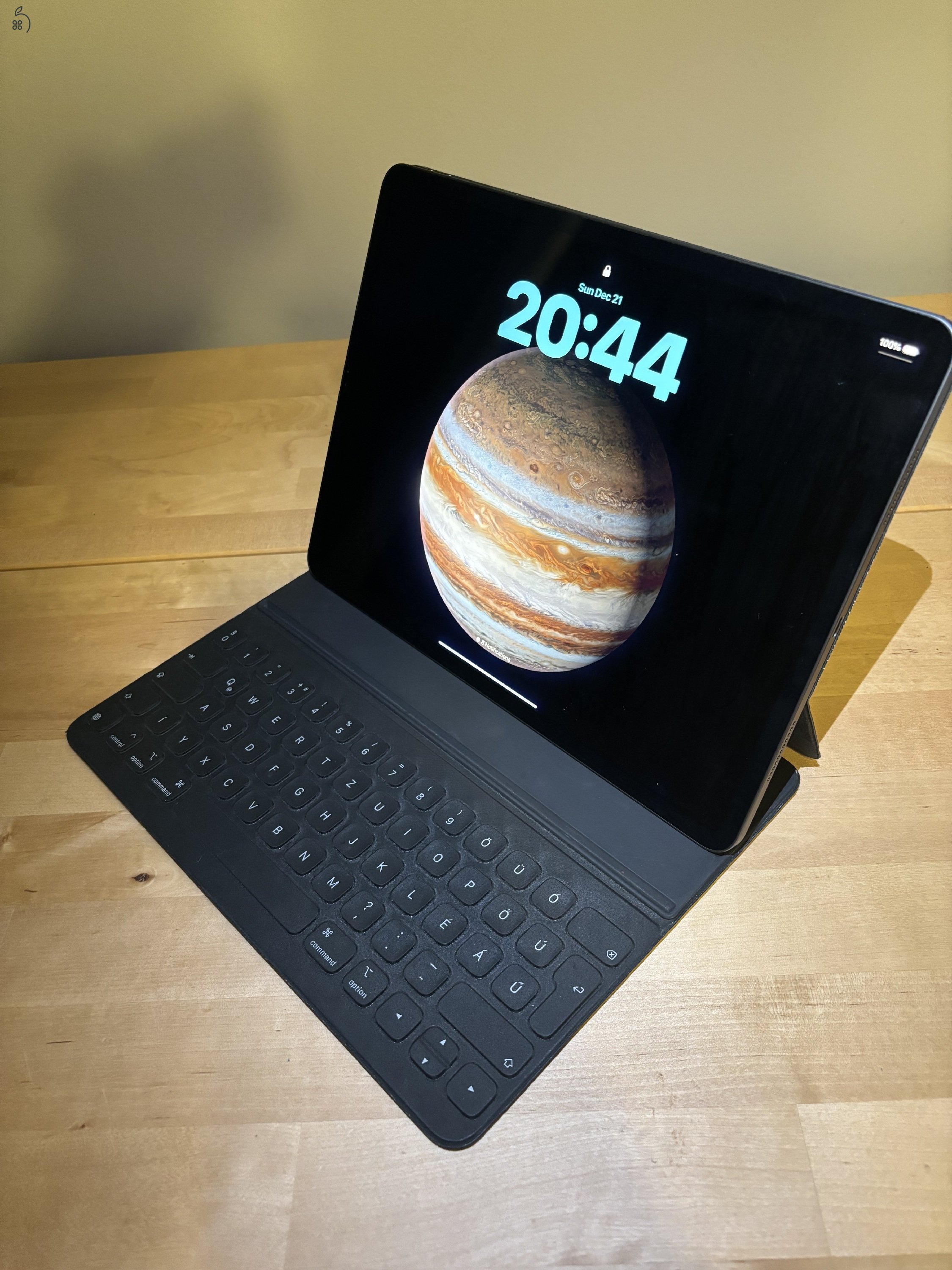 Ipad Pro 12.9” 5th gen; M1; 256Gb; Wifi