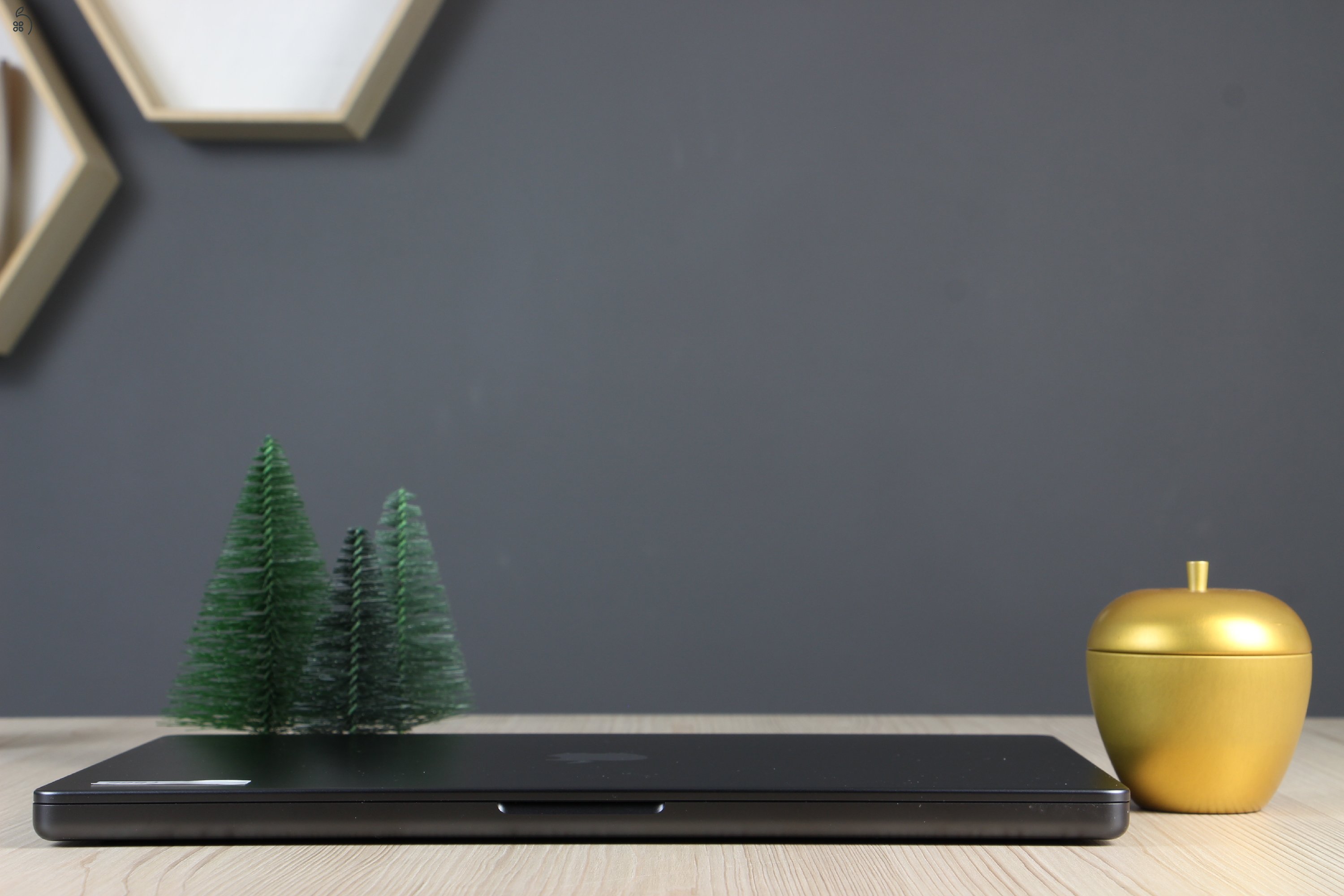 Apple Macbook Pro 16