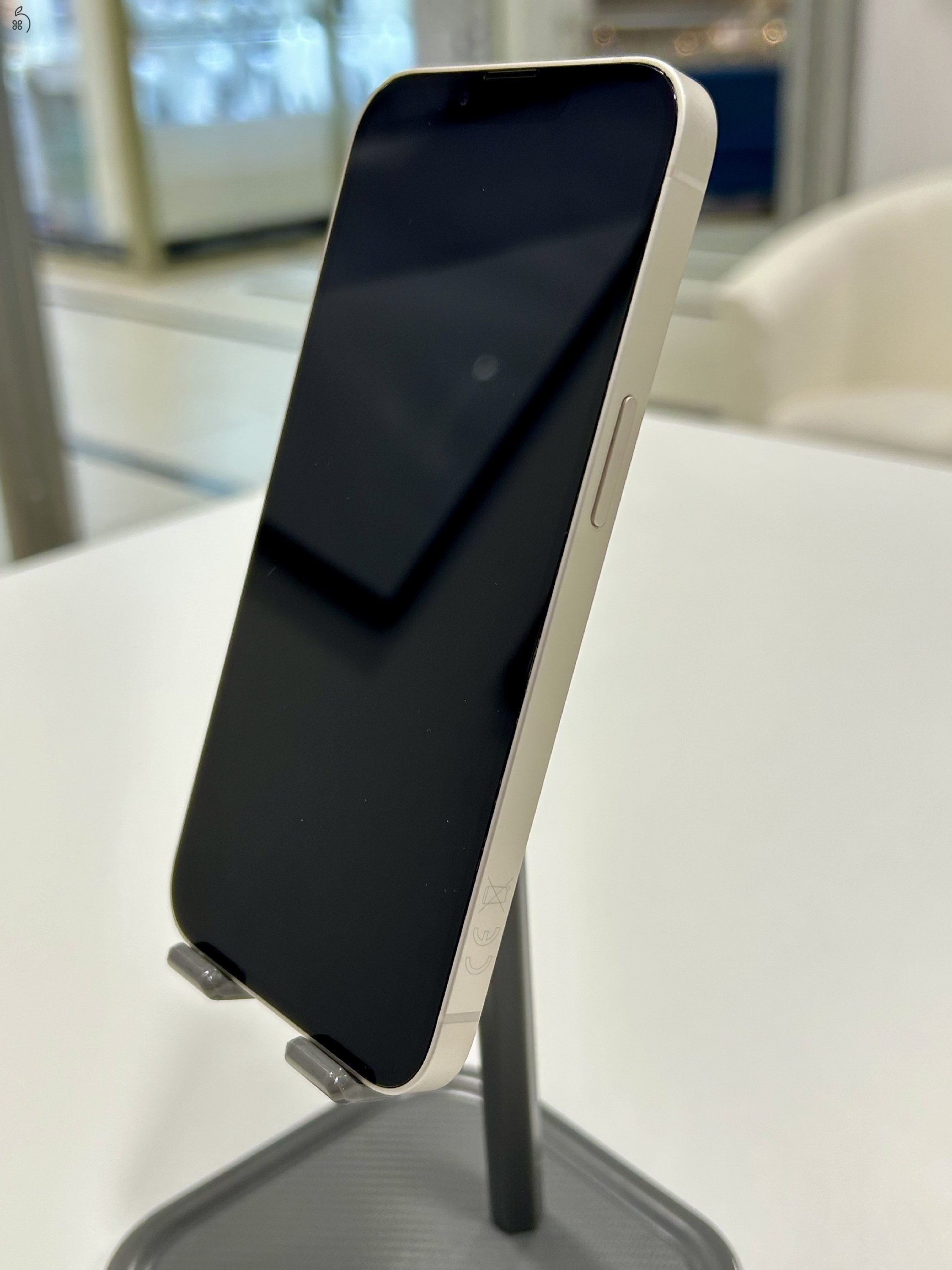 Újszerű Karcmentes iPhone 13 Fehér 128GB Új Akku! 3 Hó Gar + Beszámítás!