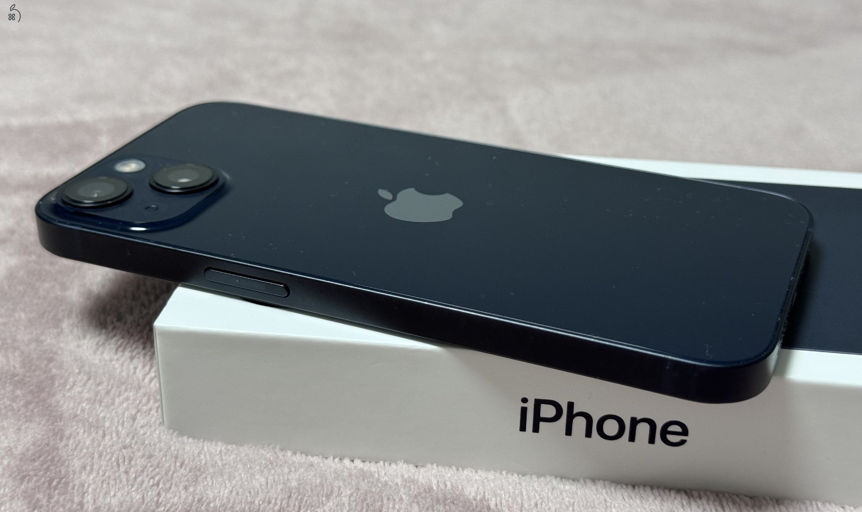 iPhone 13 128GB - AKKU 92% - kártyafüggetlen, karcmentes állapotban