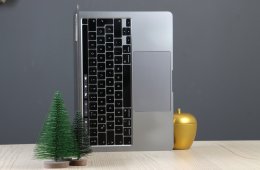 Apple Macbook Pro 13