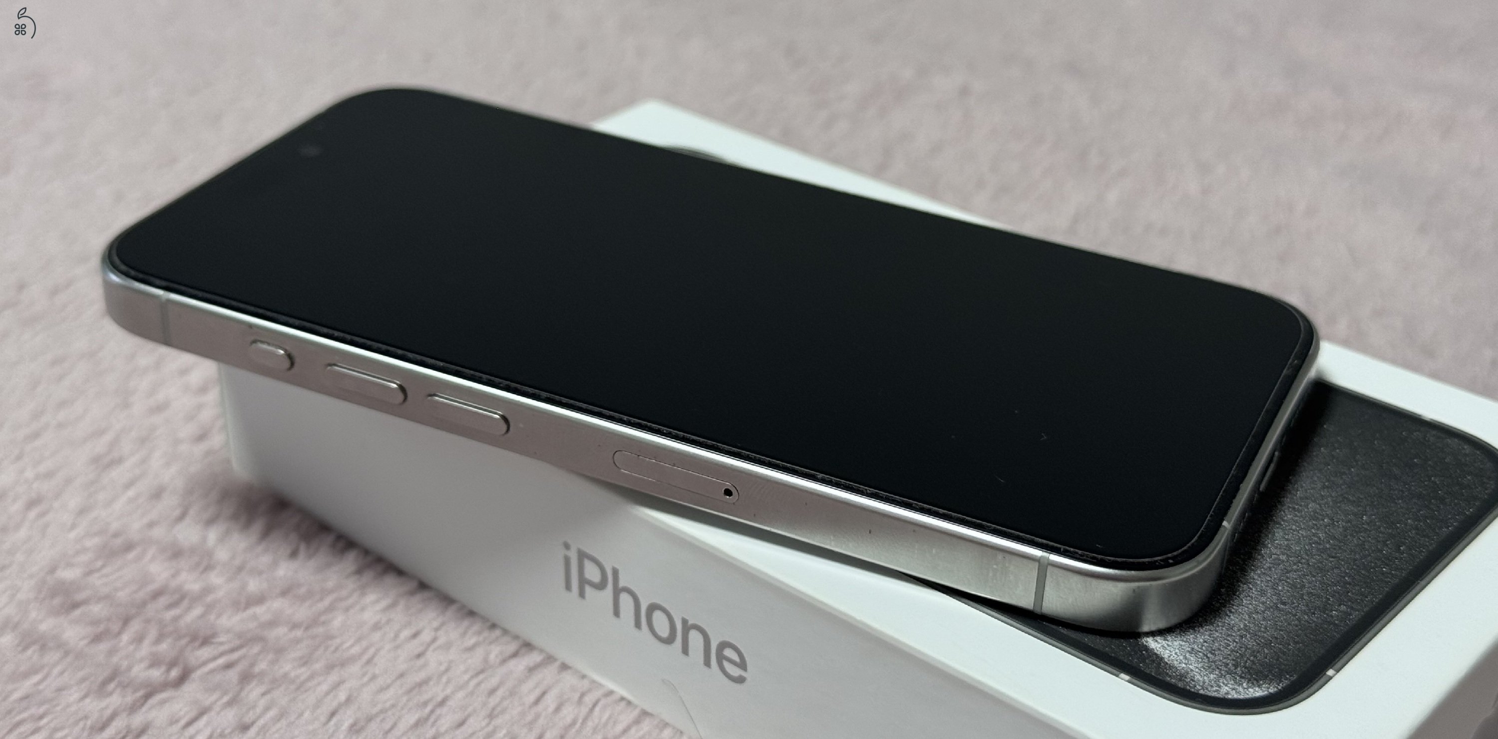 iPhone 15 Pro 128GB - AKKU 88% - Jótállás 2027.02.-hóig, kártyafüggetlen, karcmentes állapot