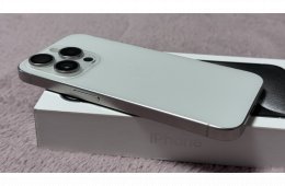 iPhone 15 Pro 128GB - AKKU 88% - Jótállás 2027.02.-hóig, kártyafüggetlen, karcmentes állapot