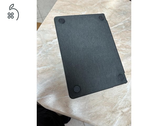 Eladó MacBook Air M2 (2022) 8GB/512GB