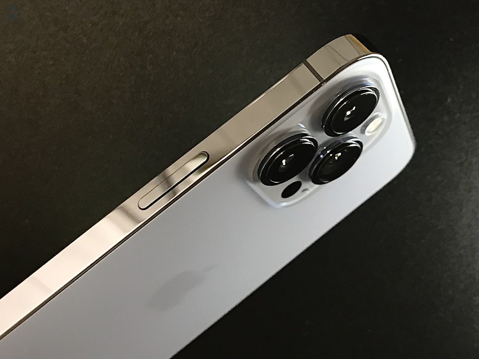 Megvigyázott Iphone 13 Pro Sierra Blue 128gb + sok-sok tok, fólia, független