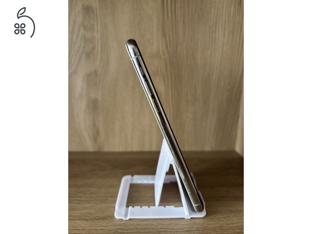 iPhone 11 Pro Max / Fehér / 64GB / Kártya független / Akku 71%