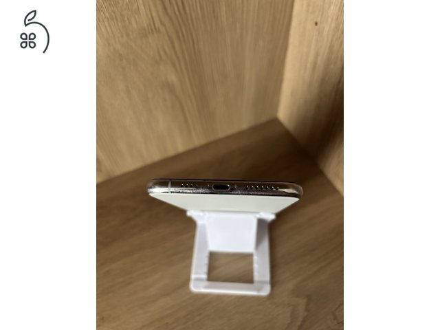 iPhone 11 Pro Max / Fehér / 64GB / Kártya független / Akku 71%