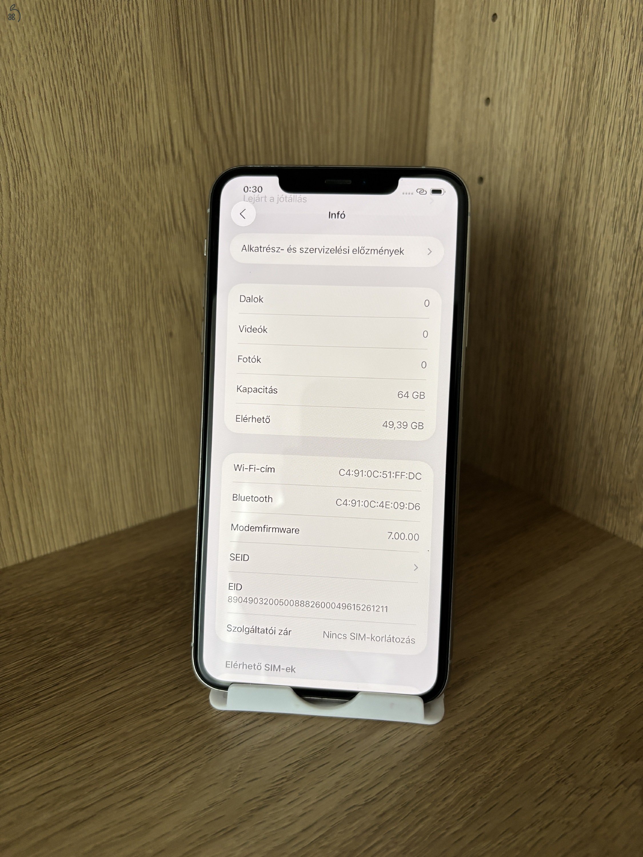 iPhone 11 Pro Max / Fehér / 64GB / Kártya független / Akku 71%