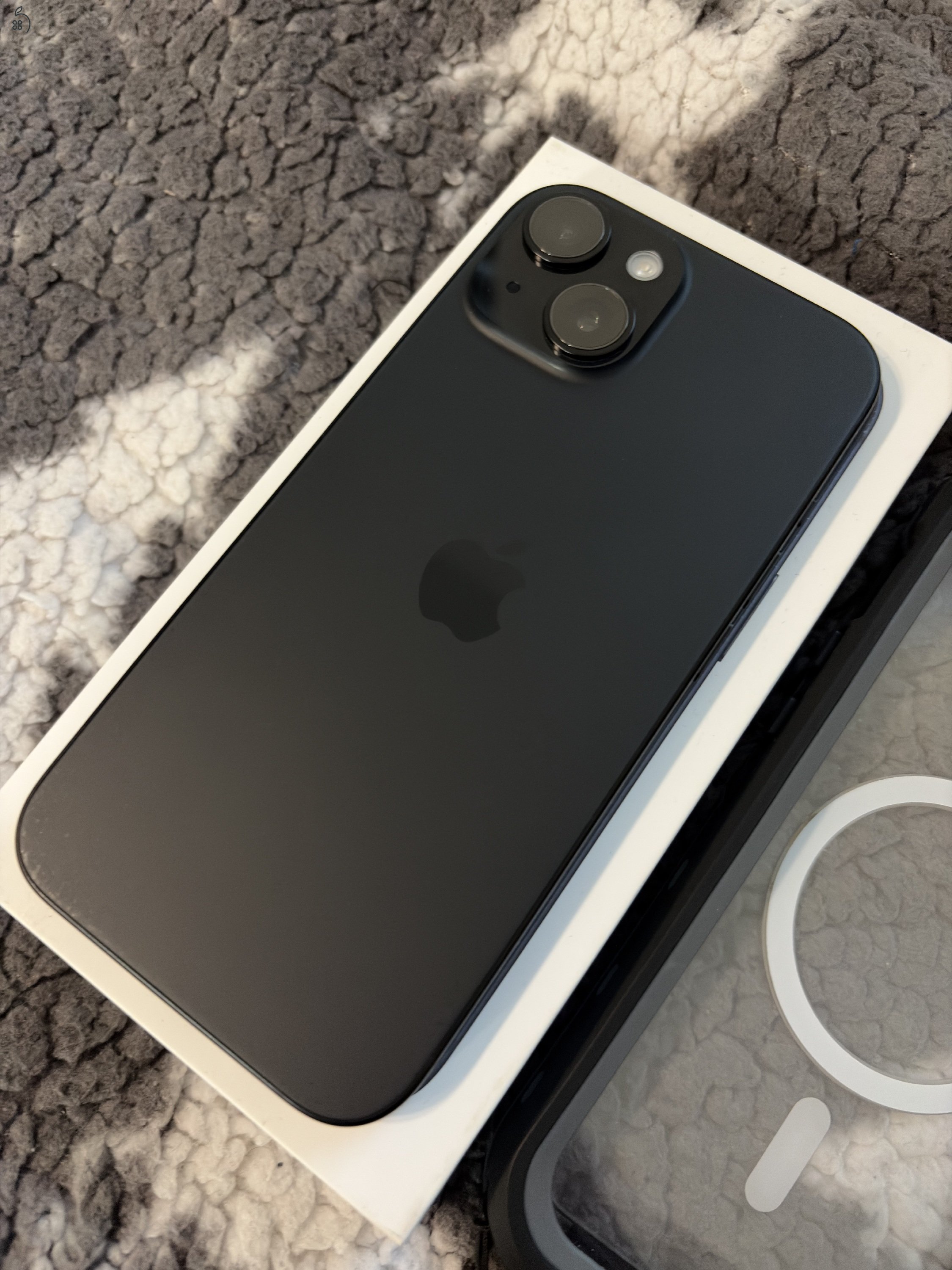 iPhone 15 128gb, fekete, független